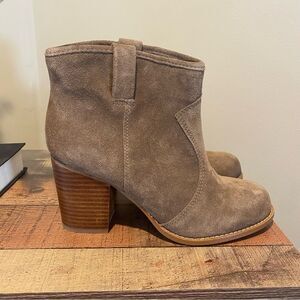 NWOB Splendid Lakota Booties